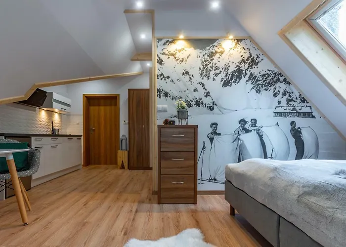 Stacja - W Centrum 자코파네